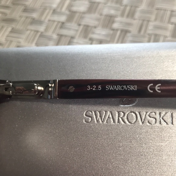 New Authentic Swarovski Woman Frame - Picture 5 of 8